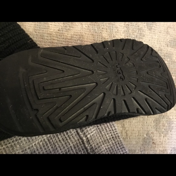 FLASH SALE Ugg Boots - Picture 5 of 6